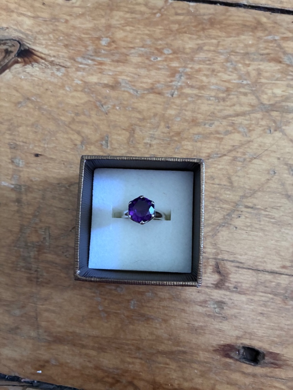 French artisan ring with purple stone - Picture 4 of 10